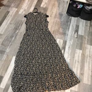 Dress size xl blue with taupe flowers high neck